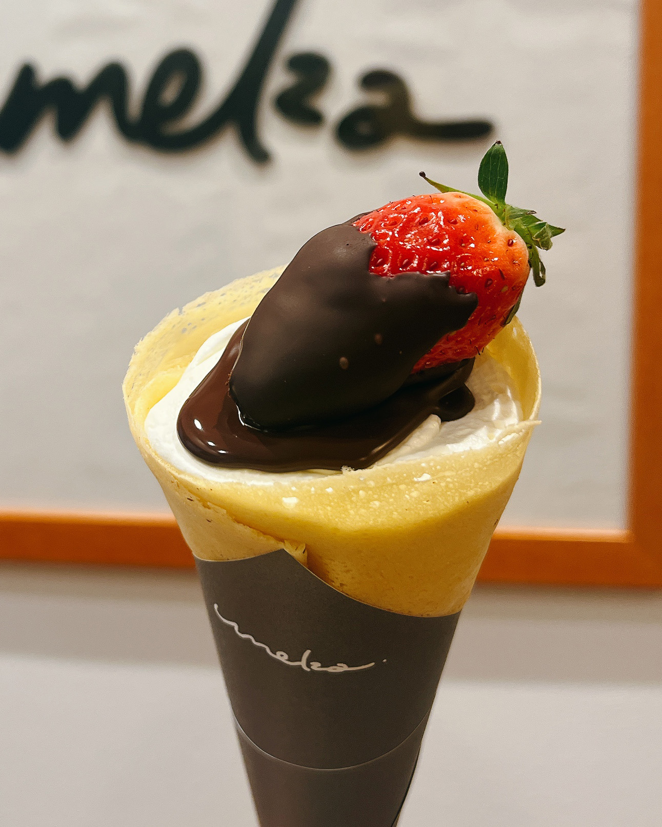 米粉100％グルテンフリークレープ チョコといちごの組み合わせカスタム